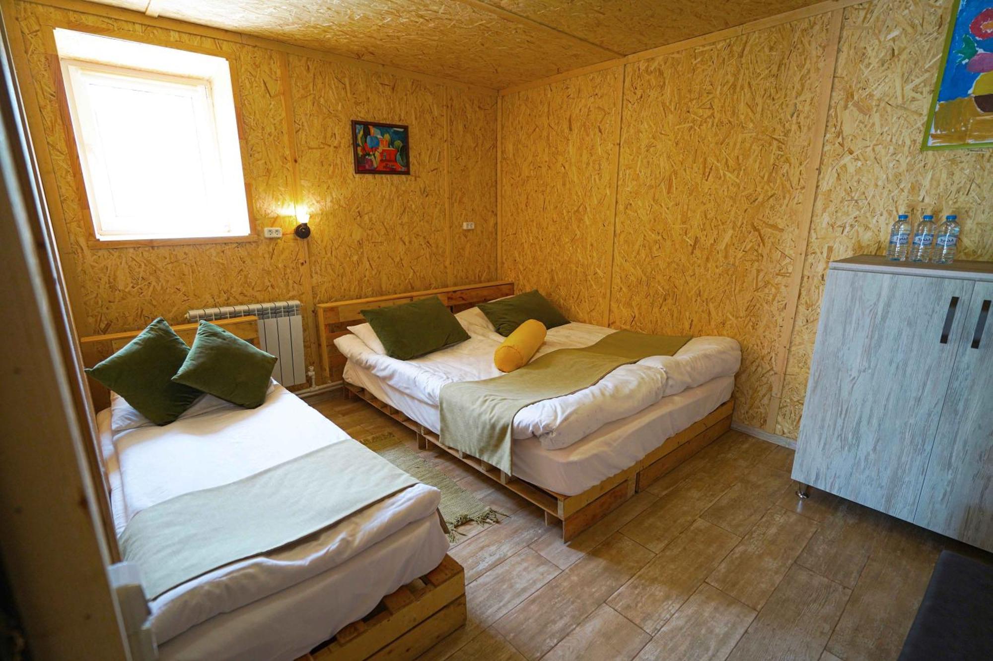 Chamich Guesthouse Debed Стая снимка