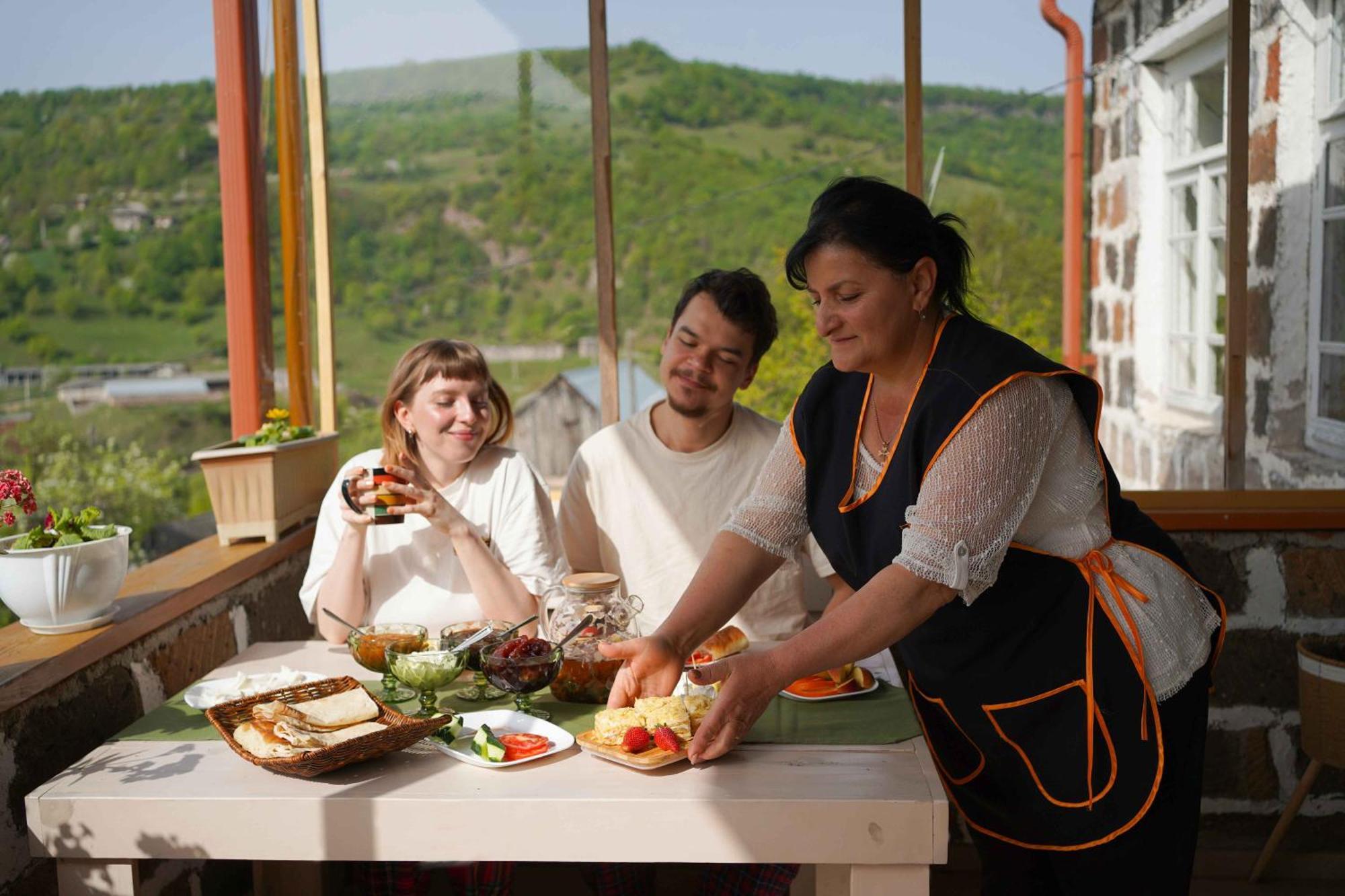 Chamich Guesthouse Debed Екстериор снимка